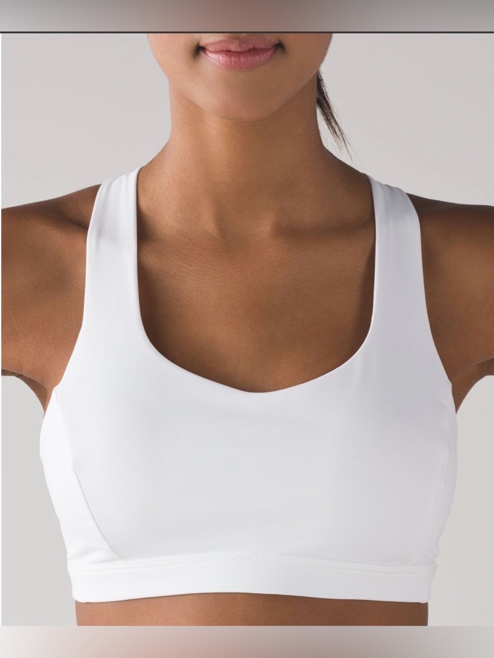 Lululemon Free To Be Serene Sports Bra in White, Size 6, Great Condition!